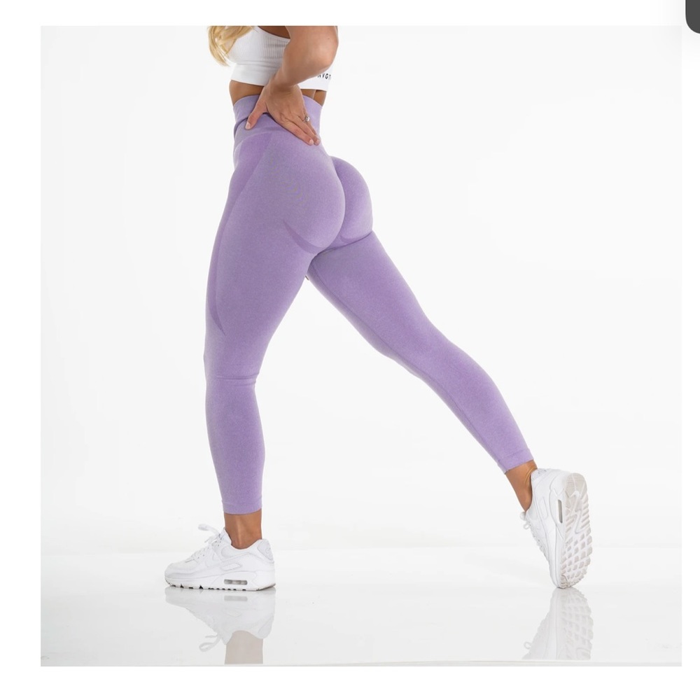 NVGTN lilac contour leggings SMALL